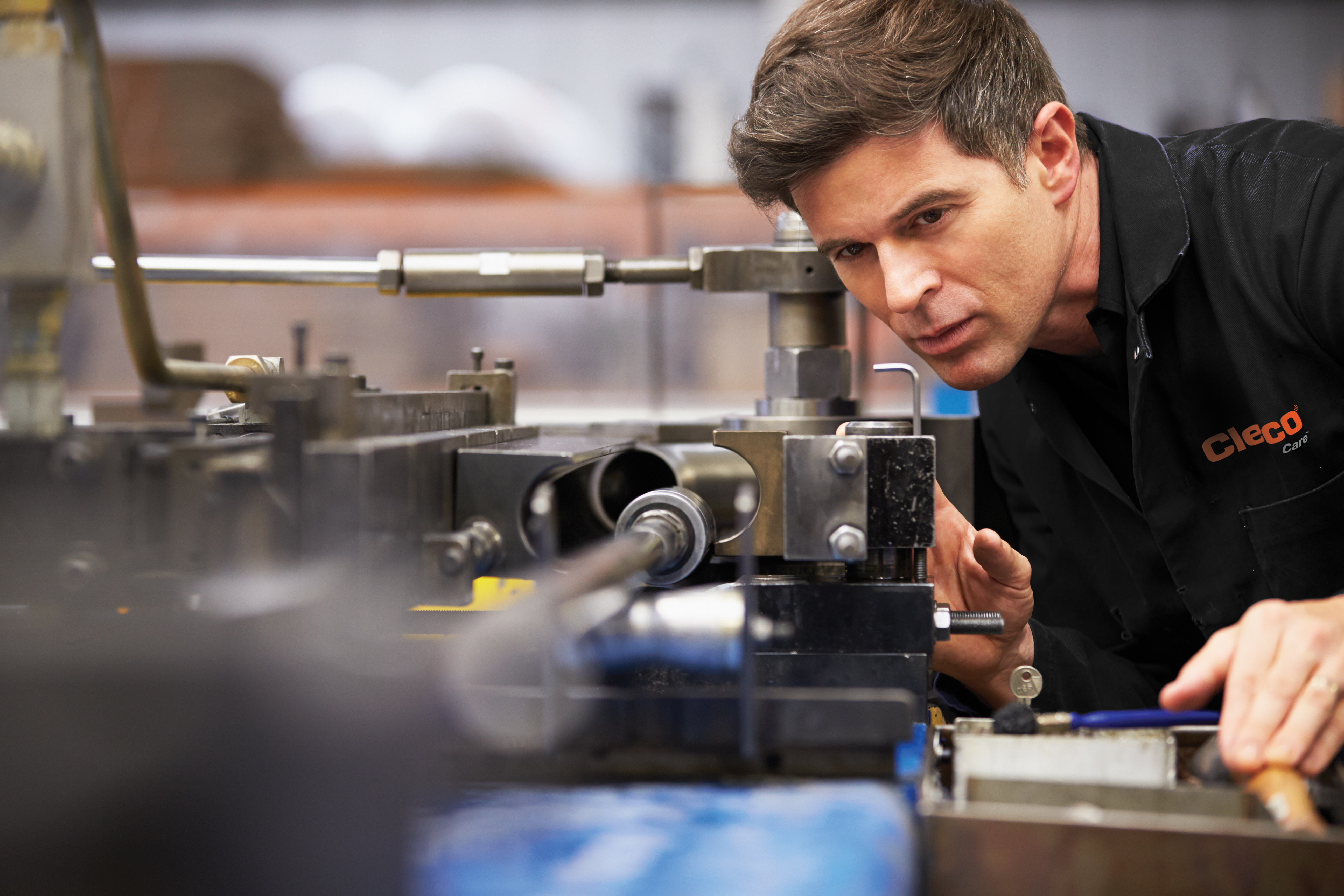 cleco care technician prepares a tool for measurement process qualification